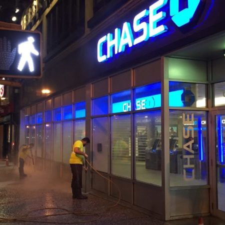 commercial pressure washing new york city