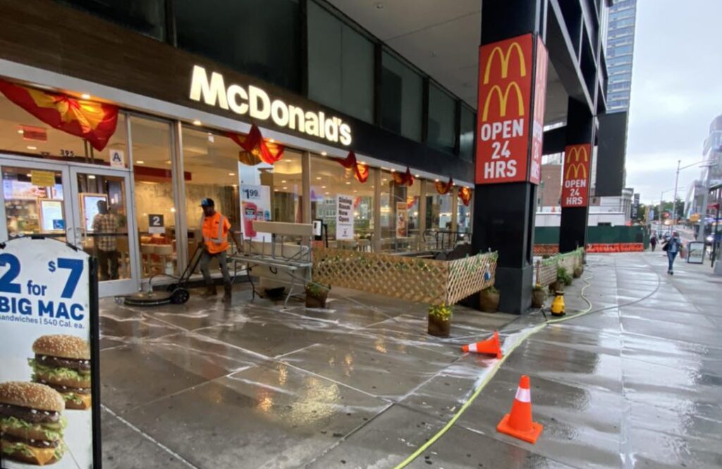 commercial pressure washing new york city